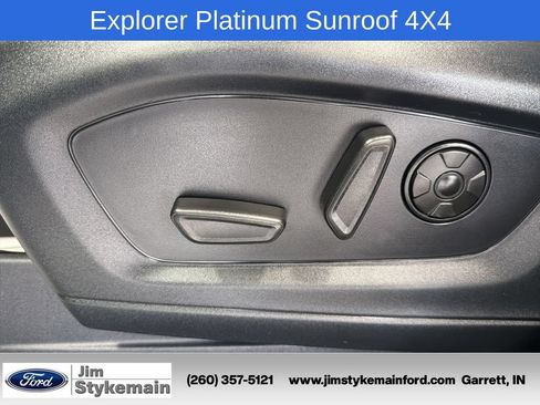 Used 2026 Ford Explorer Platinum w/ LUX Leather Package AWD/4WD image 21