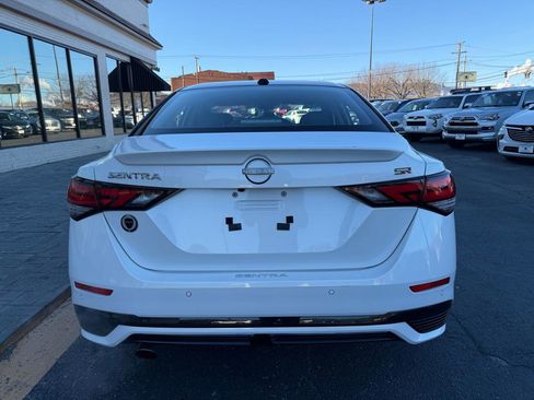 Used 2024 Nissan Sentra SR w/ SR Premium Package image 8