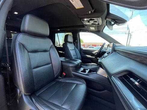 Used 2021 Chevrolet Tahoe Z71 w/ Z71 Signature Package AWD/4WD image 9