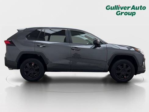 Used 2023 Toyota RAV4 LE FWD image 10