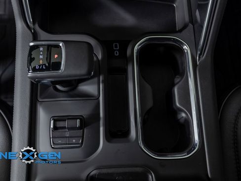 Used 2025 GMC Sierra 1500 Denali w/ Technology Package image 24