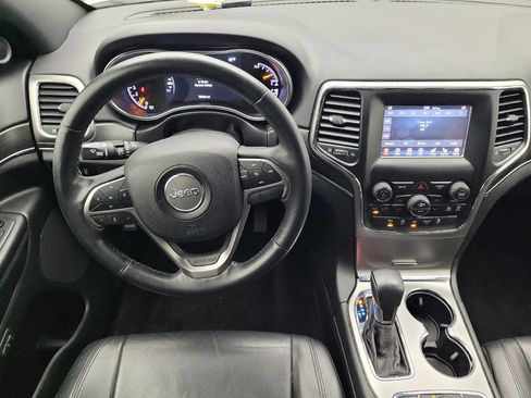 Used 2018 Jeep Grand Cherokee Limited image 22