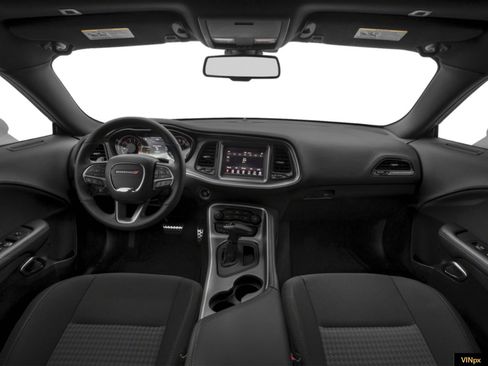 Used 2020 Dodge Challenger GT image 4