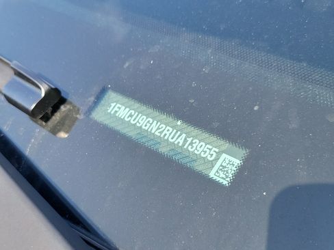 Used 2024 Ford Escape Active AWD/4WD image 10