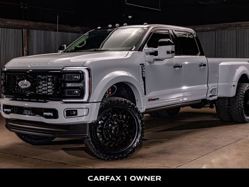 Used 2026 Ford F450 Platinum w/ Platinum Plus Package image 5