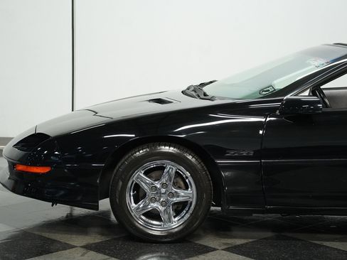 Used 1997 Chevrolet Camaro Z28 w/ Preferred Equipment Group 2 image 21