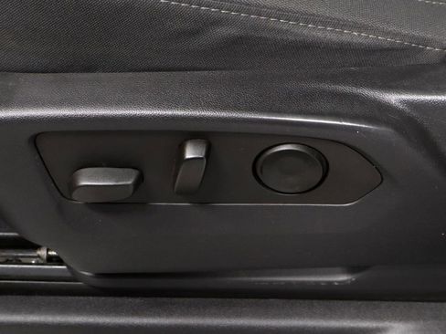 Used 2023 Chevrolet Silverado 1500 RST image 23