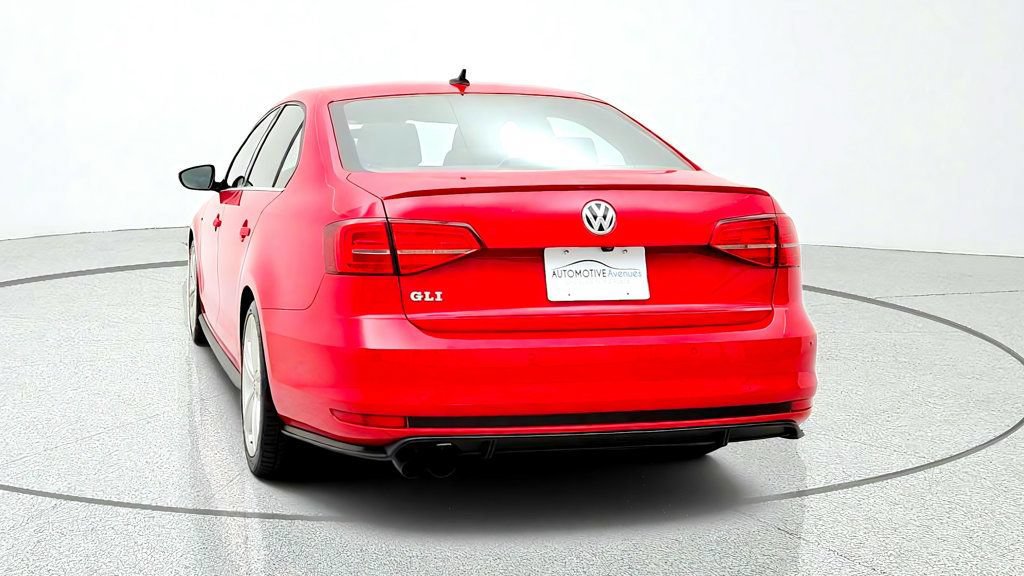 Used 2017 Volkswagen Jetta GLI FWD image 6