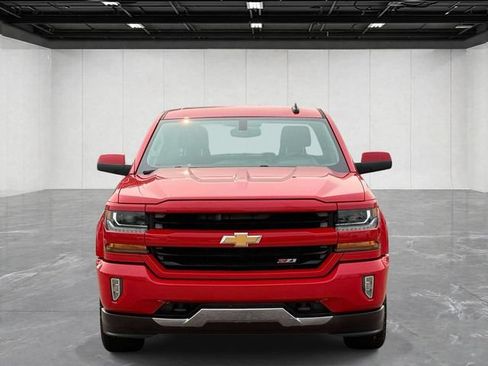 Used 2017 Chevrolet Silverado 1500 LT w/ All Star Edition AWD/4WD image 2
