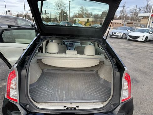 Used 2014 Toyota Prius Three image 8