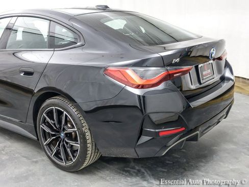 Used 2022 BMW i4 M50 w/ Premium Package image 9