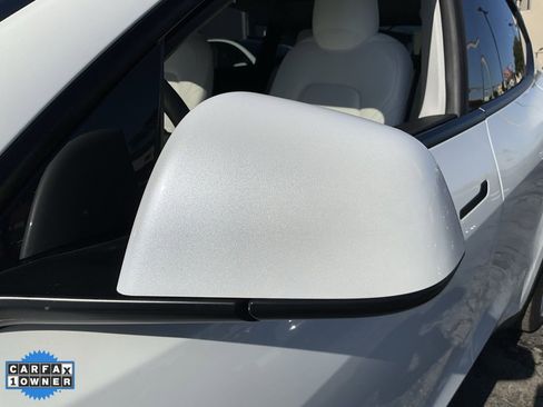 Used 2021 Tesla Model Y Long Range image 79