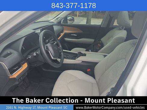 Used 2024 Toyota Grand Highlander FWD image 3
