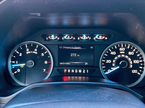 Used 2016 Ford F150 XLT w/ Equipment Group 302A Luxury image 25