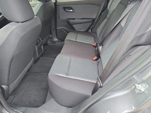 Certified 2023 Nissan Rogue SV FWD image 16