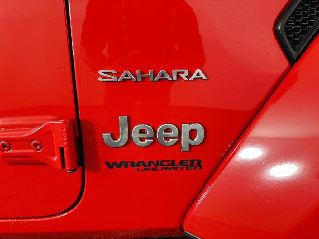 Used 2021 Jeep Wrangler Unlimited Sahara AWD/4WD image 28