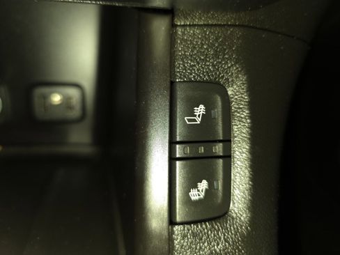 Used 2018 GMC Acadia SLT AWD/4WD image 23