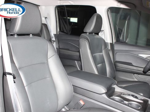 Used 2025 Honda Ridgeline RTL image 16