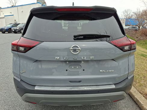 Used 2021 Nissan Rogue SL image 6