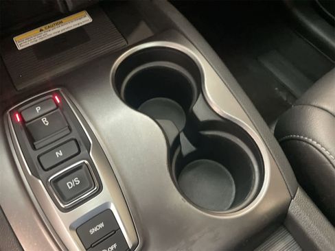 Used 2022 Honda Pilot Special Edition image 11