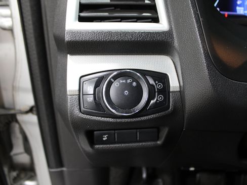 Used 2013 Ford Explorer XLT FWD image 7