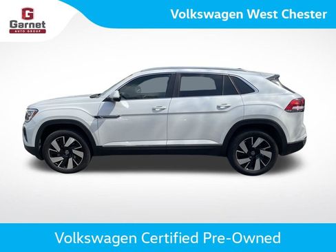 Certified 2025 Volkswagen Atlas Cross Sport SEL AWD/4WD image 2
