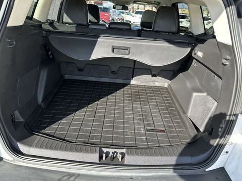 Used 2019 Ford Escape Titanium image 23