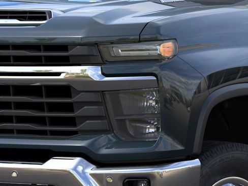 New 2026 Chevrolet Silverado 3500 LT w/ All Star Edition AWD/4WD image 11