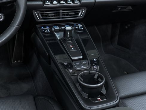 Certified 2022 Porsche 911 Carrera 4 GTS image 26