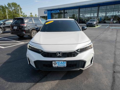 Used 2025 Honda Civic Sport image 2