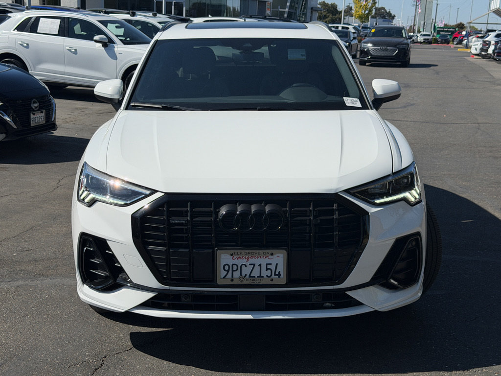 Used 2023 Audi Q3 2.0T Premium w/ Black Optic Sport Package AWD/4WD image 4
