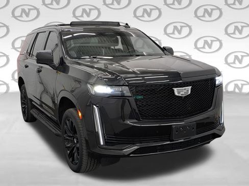 Used 2023 Cadillac Escalade Sport w/ LPO, ONYX Package AWD/4WD image 22