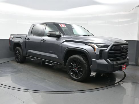 Used 2023 Toyota Tundra SR5 AWD/4WD image 8