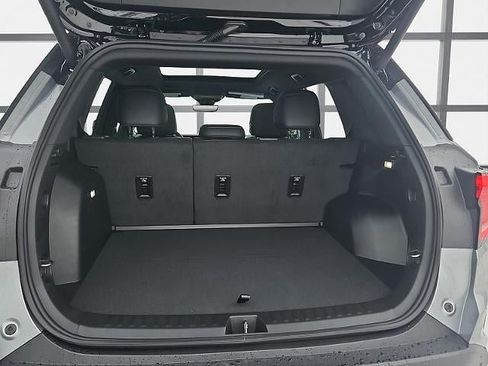 New 2026 GMC Terrain Elevation w/ Elevation Premium Package AWD/4WD image 12