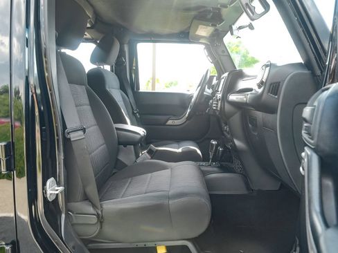 Used 2011 Jeep Wrangler Unlimited Sport AWD/4WD image 29