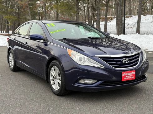 Used 2013 Hyundai Sonata GLS w/ Popular Equipment Pkg image 3