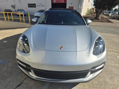 Used 2017 Porsche Panamera 4 image 3