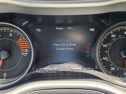 Used 2017 Jeep Cherokee Trailhawk w/ Cold Weather Group AWD/4WD image 22