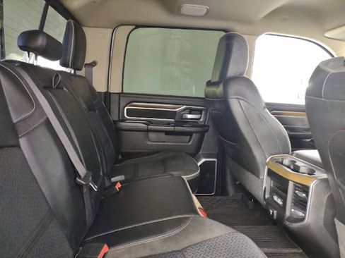 Used 2022 RAM 2500 Laramie AWD/4WD image 17
