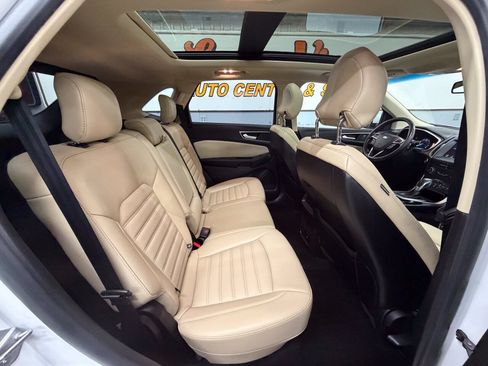 Used 2017 Ford Edge SEL w/ Equipment Group 201A AWD/4WD image 25