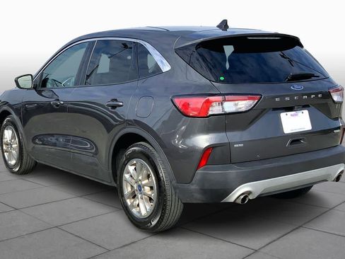Certified 2020 Ford Escape SE image 10