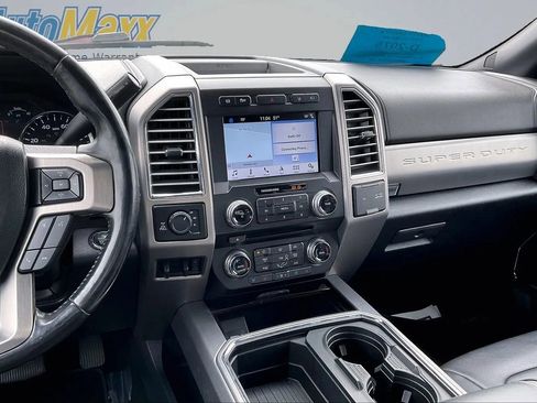 Used 2017 Ford F250 Platinum w/ Platinum Ultimate Package AWD/4WD image 15