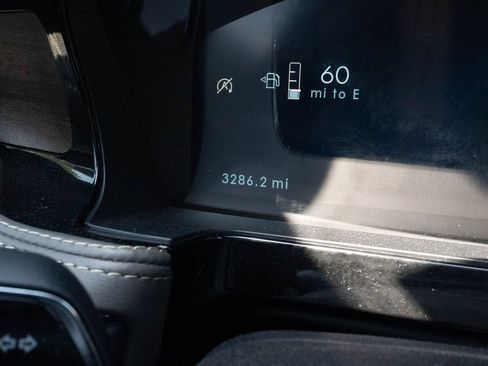 Used 2025 Lincoln Corsair Reserve FWD image 25