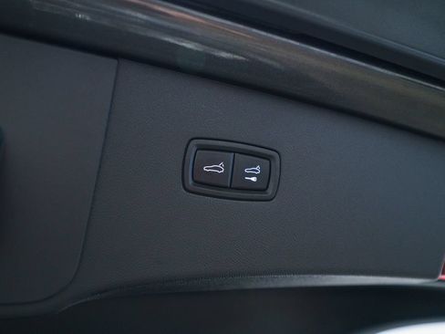 Used 2020 Porsche Cayenne Turbo AWD/4WD image 51