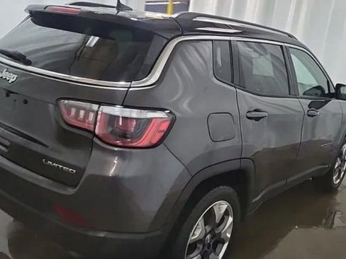 Used 2019 Jeep Compass Limited image 3