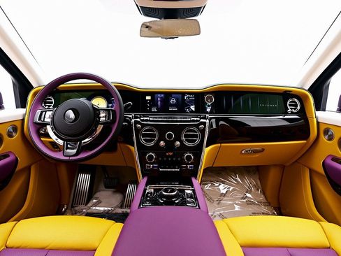 Used 2025 Rolls-Royce Cullinan image 63