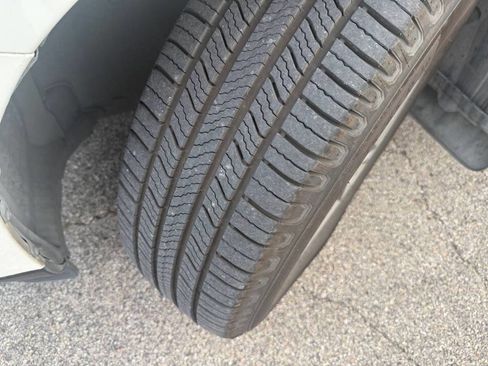 Used 2015 Nissan Pathfinder SL image 34