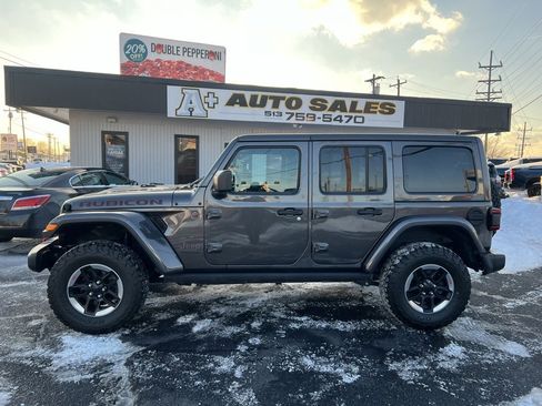 Used 2019 Jeep Wrangler Unlimited Rubicon w/ Dual Top Group image 1