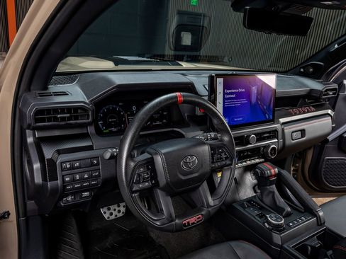 Used 2025 Toyota 4Runner TRD Pro AWD/4WD image 17