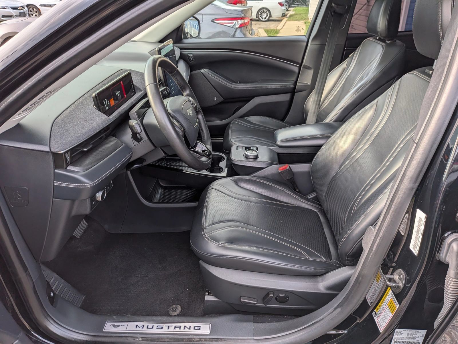Used 2022 Ford Mustang Mach-E Premium RWD image 28